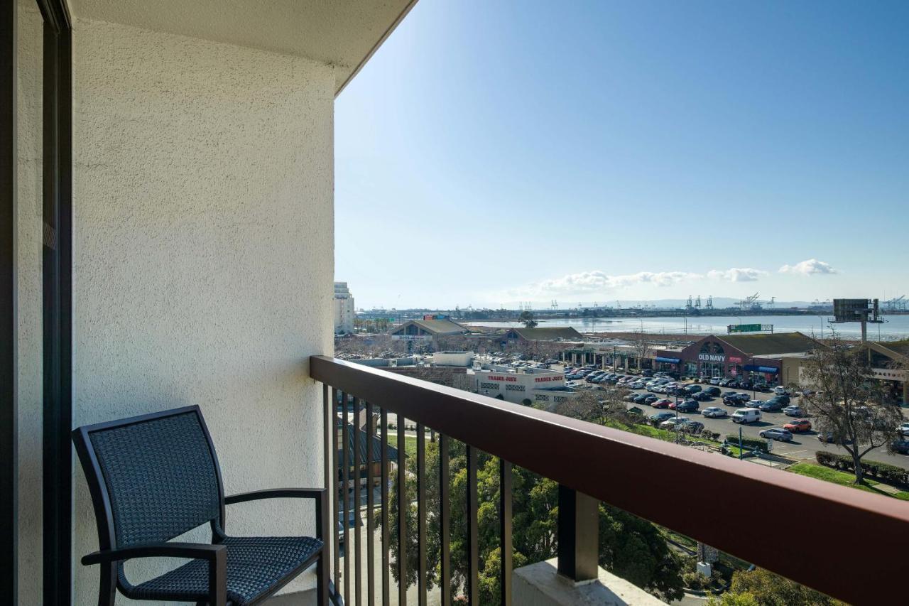 Four Points By Sheraton - San Francisco Bay Bridge Hotel Emeryville Exterior photo