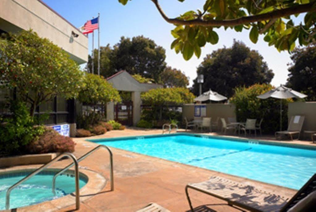 Four Points By Sheraton - San Francisco Bay Bridge Hotel Emeryville Exterior photo